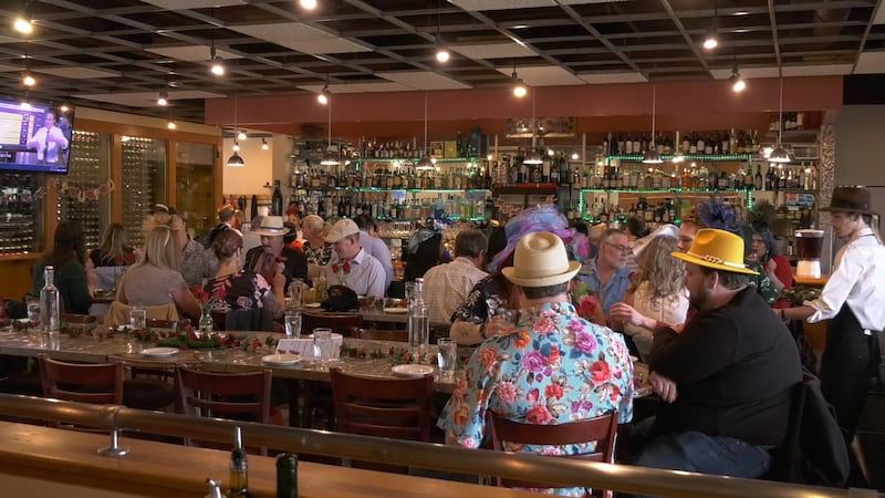 Kentucky Derby fans come together at Fairbanks watch party