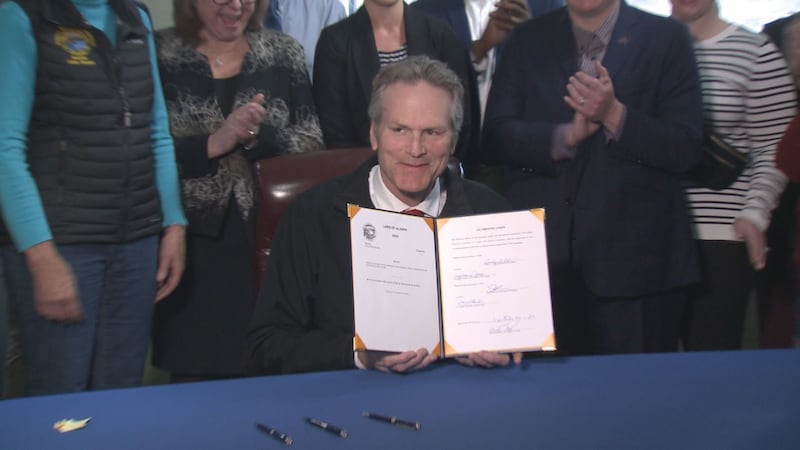 Gov. Dunleavy signs bill that aims to regulate pharmacy benefit managers.