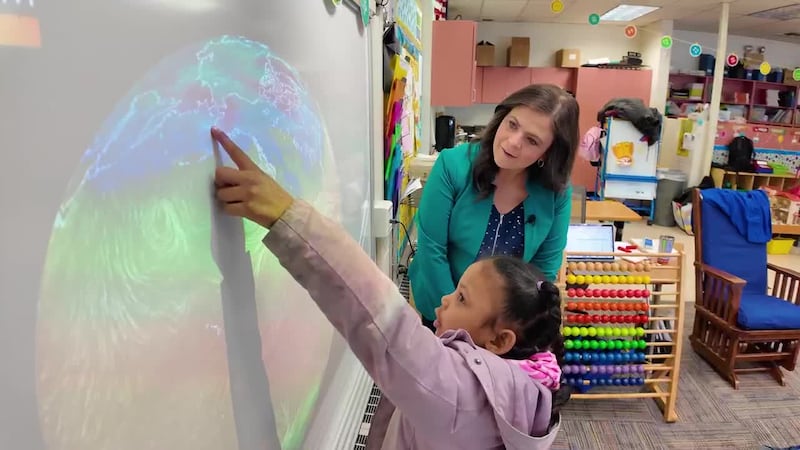 Check out their Weather Lab lesson with Chief Meteorologist Melissa Frey.