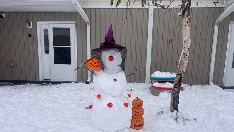 Record-breaking snow in late October leads to some snow-themed Halloween decorations around...