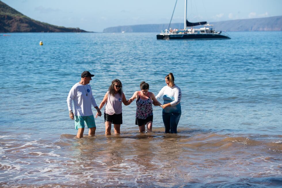 The Hicks family in Maui for Kenzie's wish to swim with mermaids.
