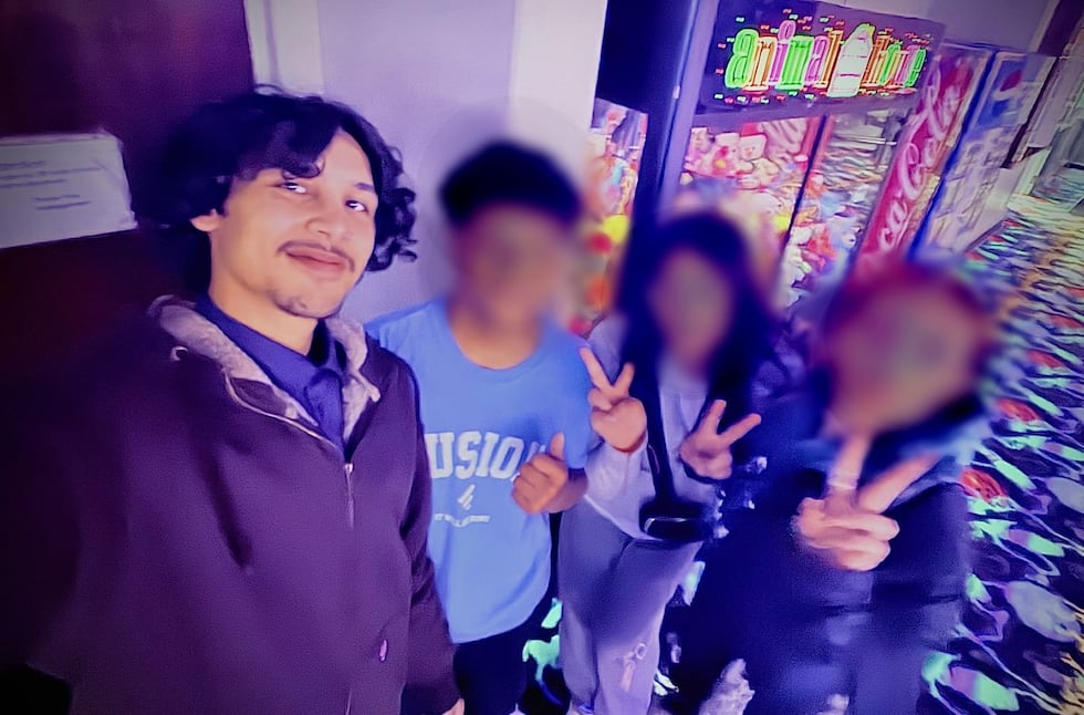 Eeamon Johnston (far left)