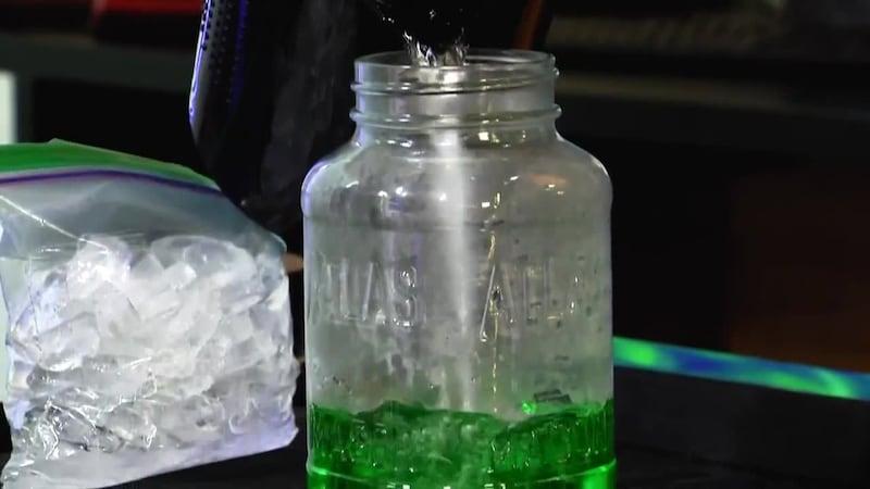 How to make a cloud in a jar