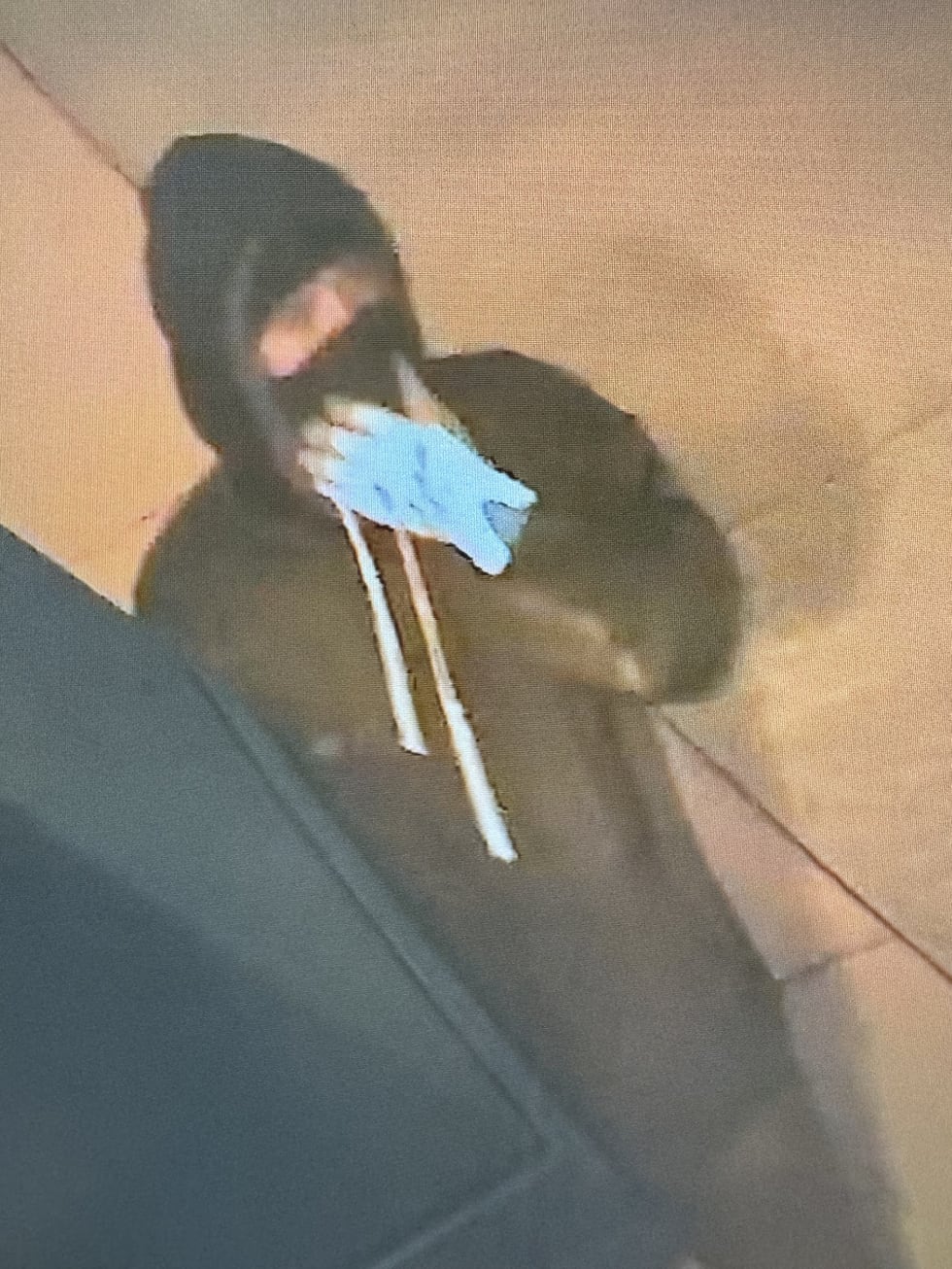 Police investigate Spenard Roadhouse break-in