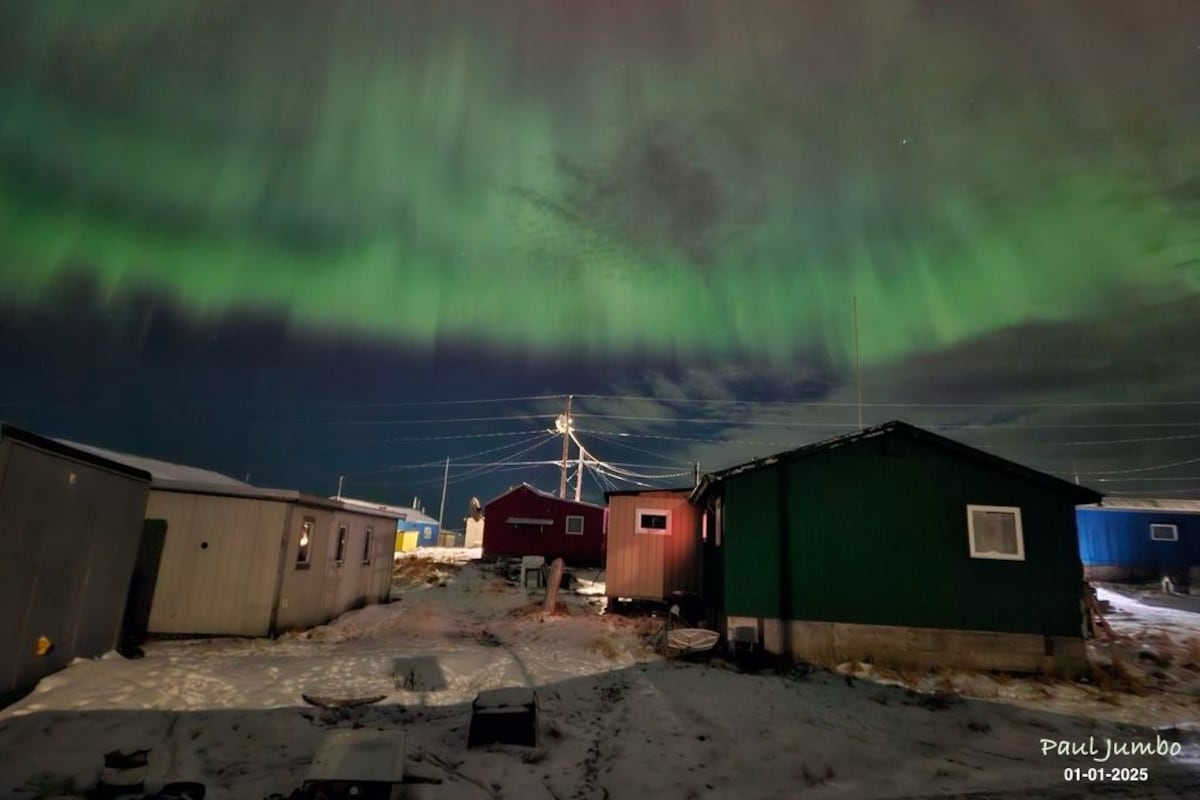 preloaded gallery image